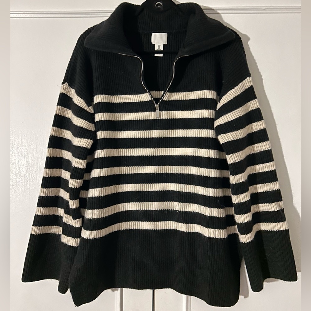 H&M oversized chunky striped zip collared pull over sweater. Size M.